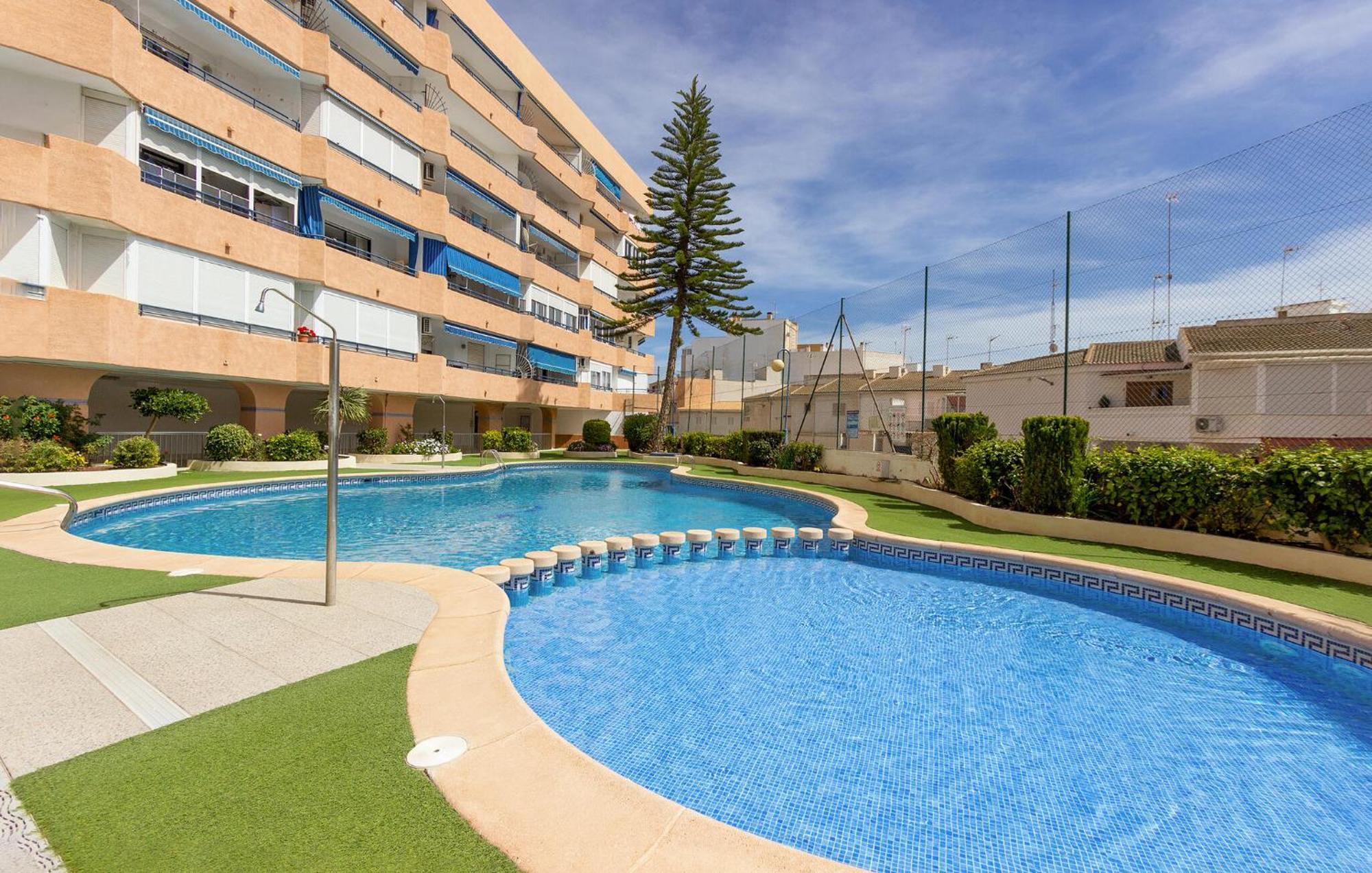 Nice Apartment In Torrevieja With Kitchen Eksteriør billede