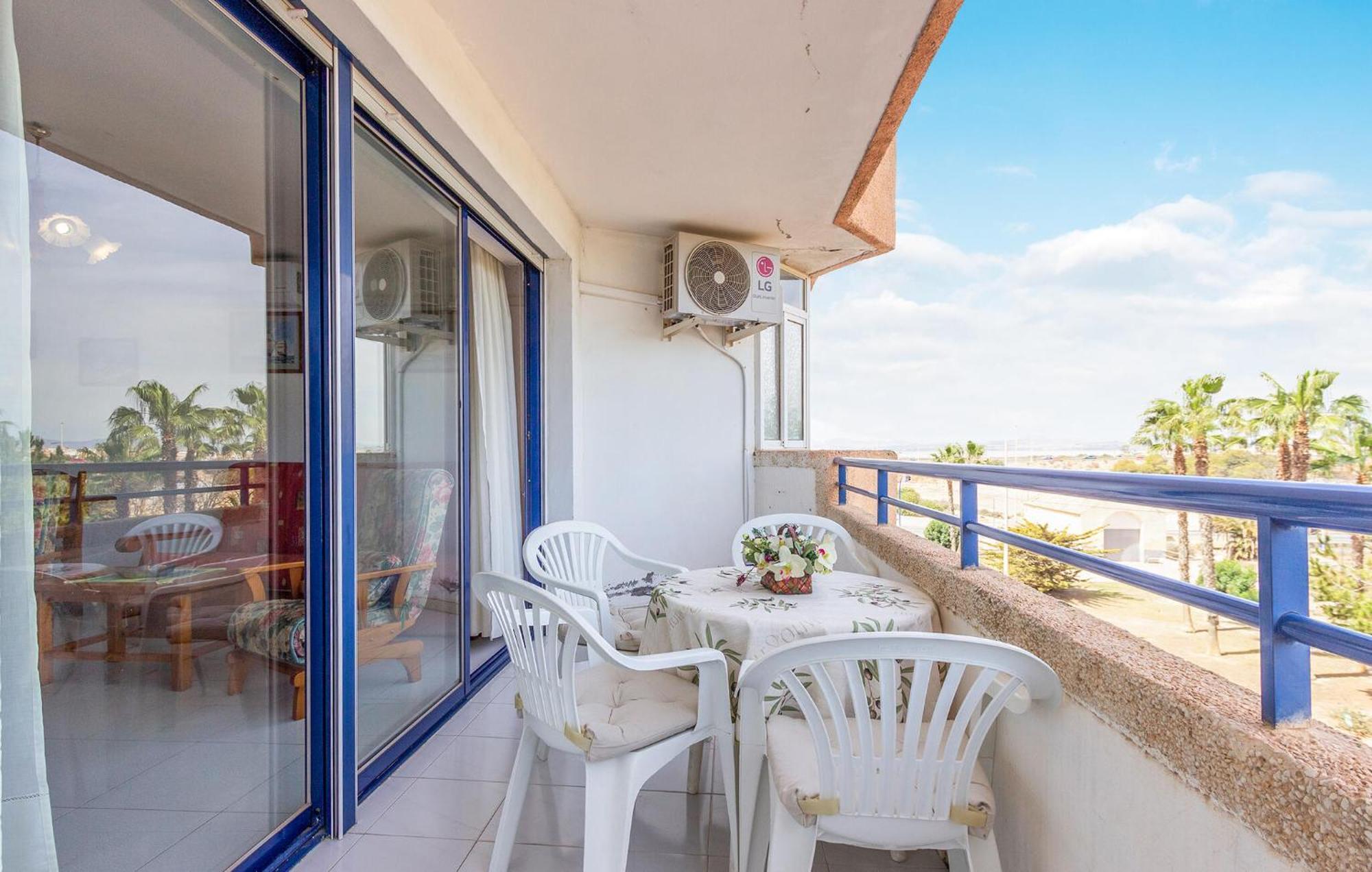 Nice Apartment In Torrevieja With Kitchen Eksteriør billede